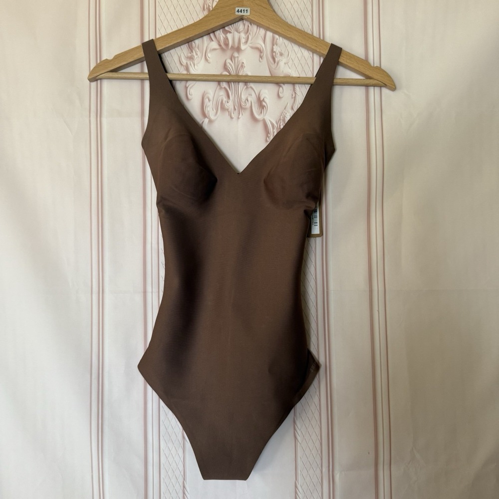NWT SKIMS CS BODY UNLINED PLUNGE THONG BODYSUIT Jasper Brown SIZE Small